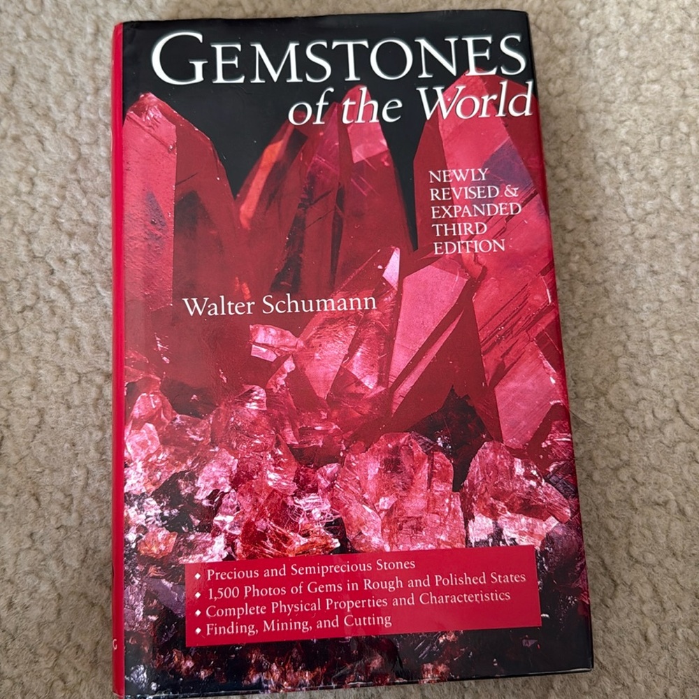 Gemstones Of The World by Walter Schumann